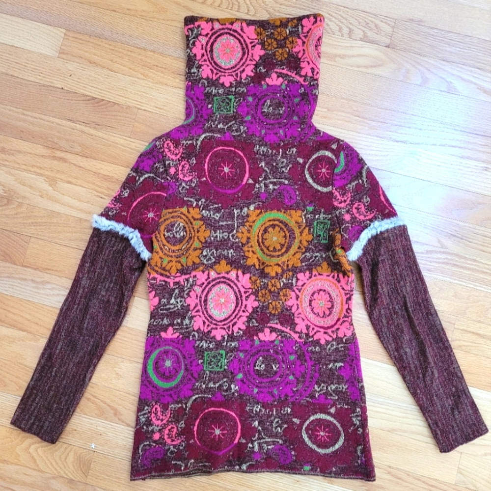 Catherine Andre  France wool blend turtleneck  sweater